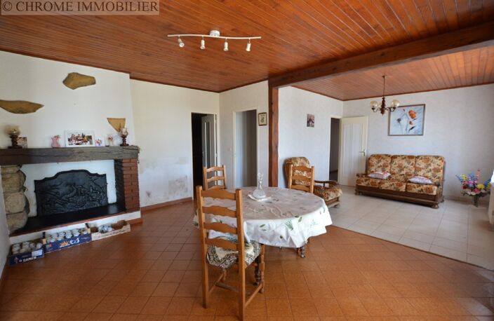 Ensemble de deux habitations - Espace et dépendances — photo 5