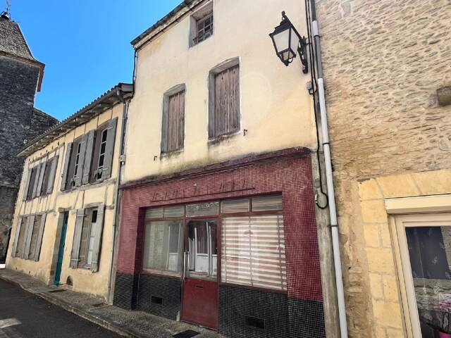 Maison en pierre avec garage  Centre de Duras  À rénover — photo du bien