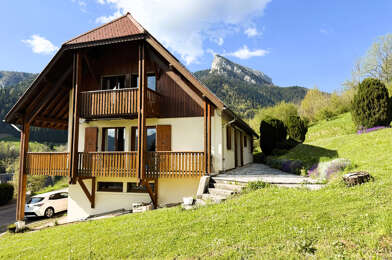 Maison 6 pièces 399000 €