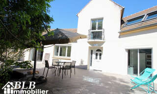 Maison 8 Pièces 190 m² à vendre à Le Mesnil-Saint-Denis (78320)