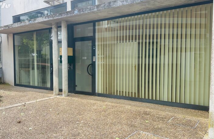 Vente immeuble   Chinon (37500) — photo 2