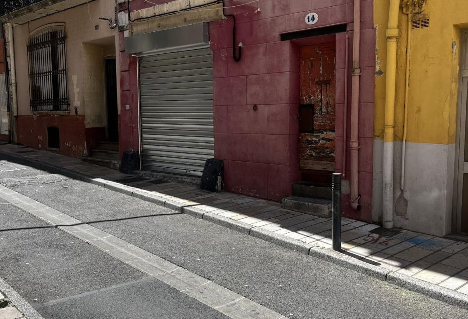 Local commercial Entrepot — photo 1