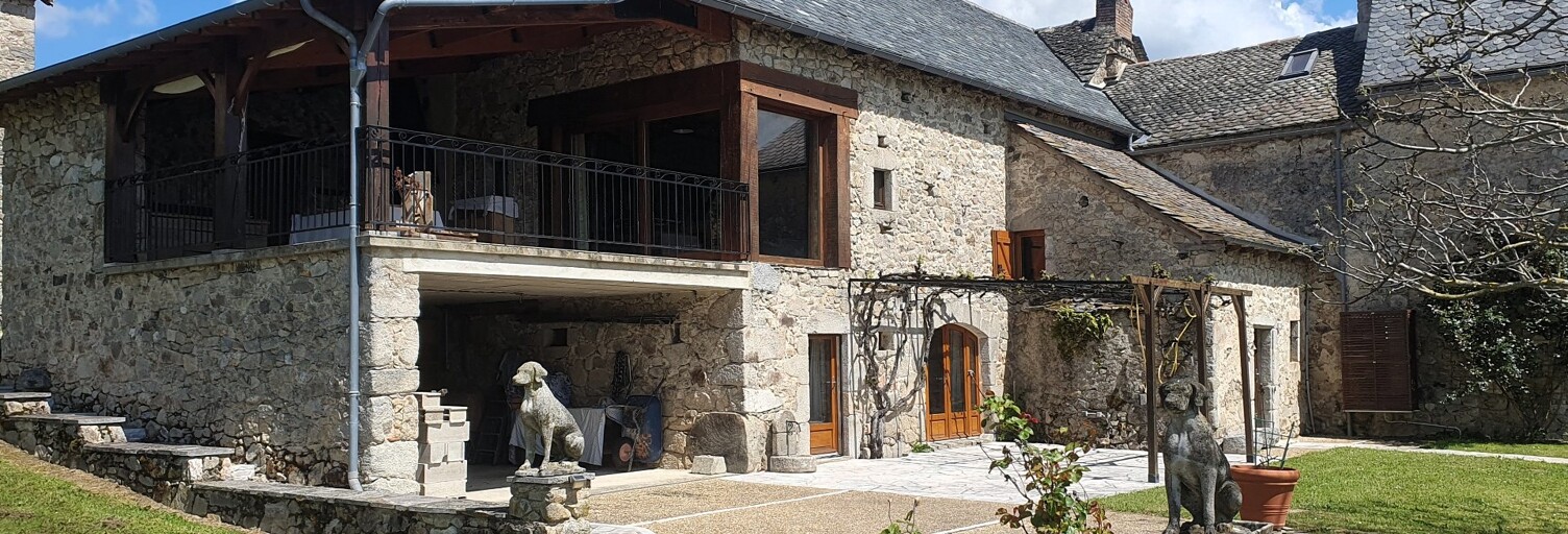 Maison 8 Pièces 251 m² à vendre à Le Bas Ségala (12200)