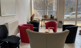 Commerce  90 m² à louer à Oullins-Pierre-Bénite (69600)