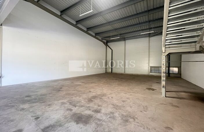 ENTREPOT - LOGISTIQUE à LOUER — photo 2