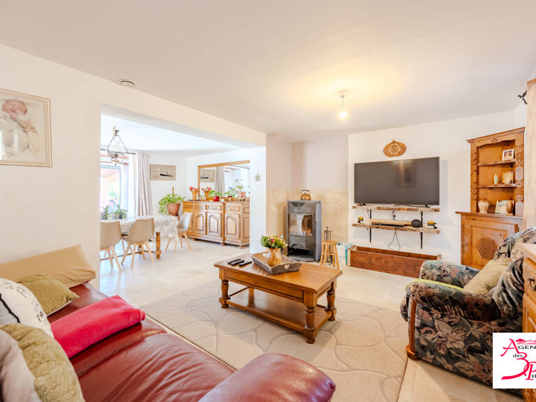 Nouveauté<br><br>Dans un environnement calme, cette villa se com — photo 1