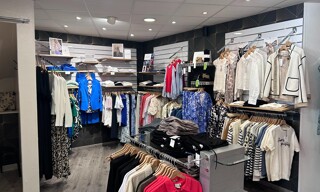 Commerce  148 m² à vendre à Landivisiau (29400)
