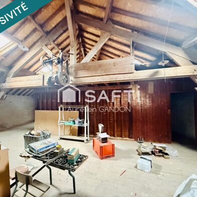 Immeuble  320000 €