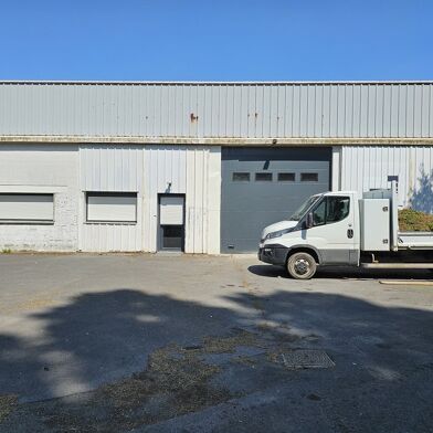 Commerce  2000 €