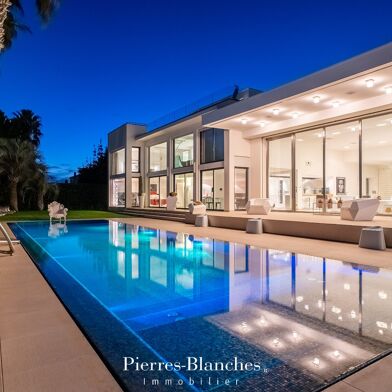 Maison 6 pièces 8700000 €