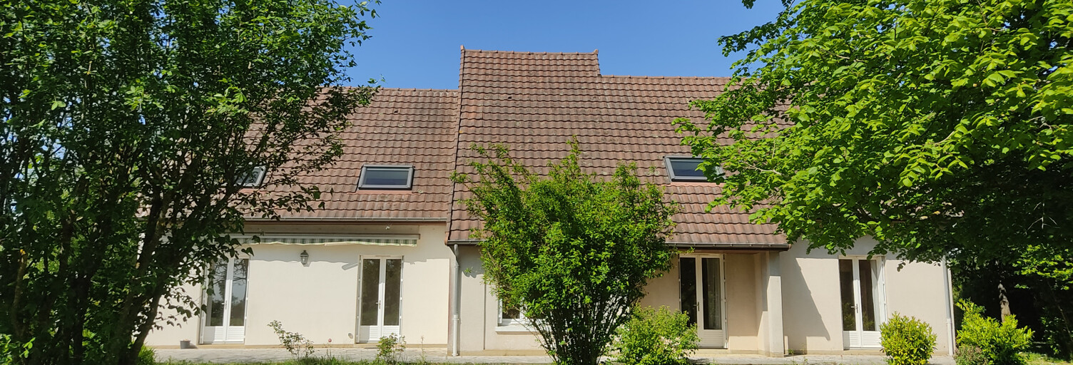 Maison 10 Pièces 207 m² à vendre à Rouillon (72700)