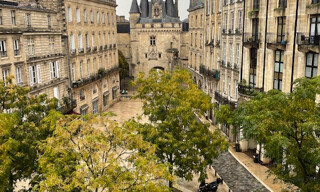 Appartement 2 Pièces 67 m² à louer à Bordeaux (33000)