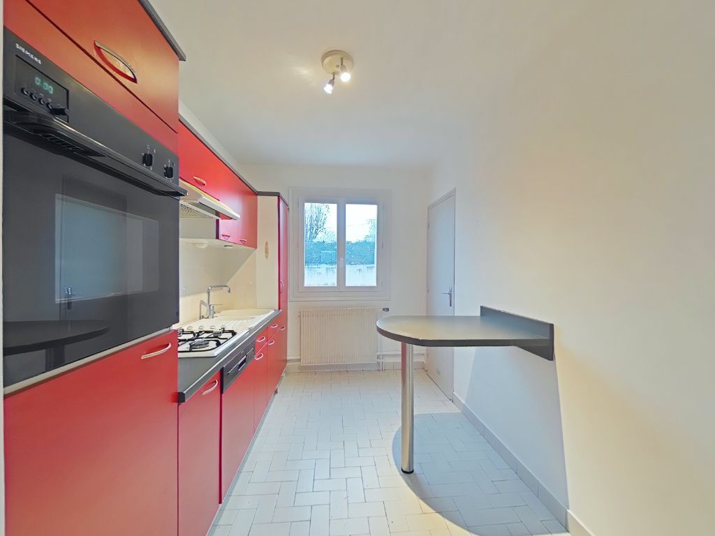 Appartement 3 pièces  à louer Romans-sur-Isère 26100