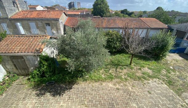 Villa / Maison 4 pièces  à vendre Rochefort 17300