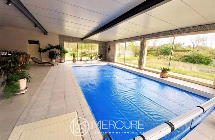 MAISON CONTEMPORAINE AVEC PISCINE INTERIEURE — photo 2