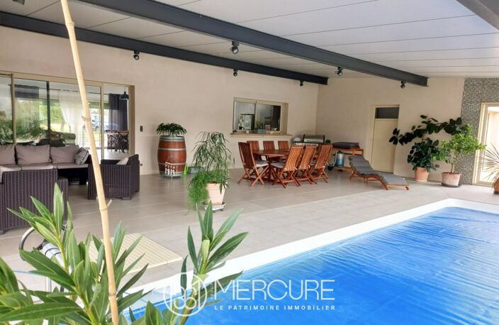 MAISON CONTEMPORAINE AVEC PISCINE INTERIEURE — photo 5