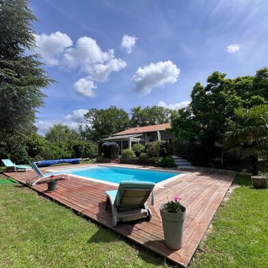Maison 6 pièces 600000 €