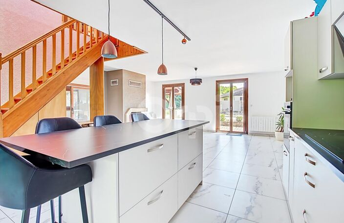 Maison au calme avec piscine, sans vis-à-vis – Lotissement Les Cabrettes — photo 3