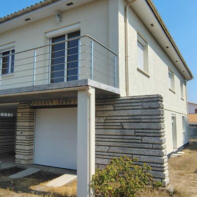 Maison 6 pièces 321900 €