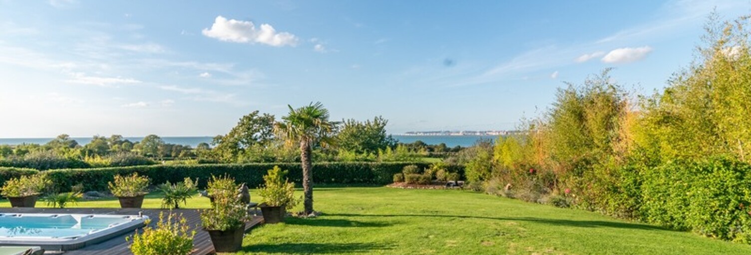 Maison 8 Pièces 180 m² à vendre à Pennedepie (14600)