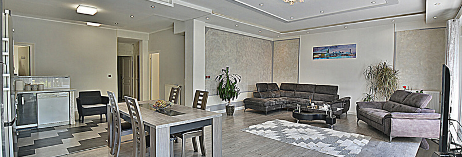 Maison 12 Pièces 333 m² à vendre à Saint-Denis-lès-Bourg (01000)