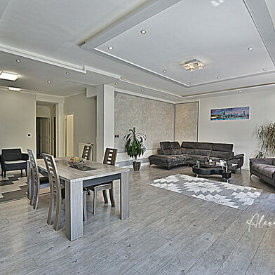 Maison 12 pièces 539000 €