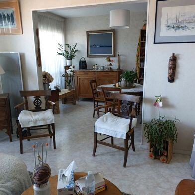Appartement 4 pièces 117200 €