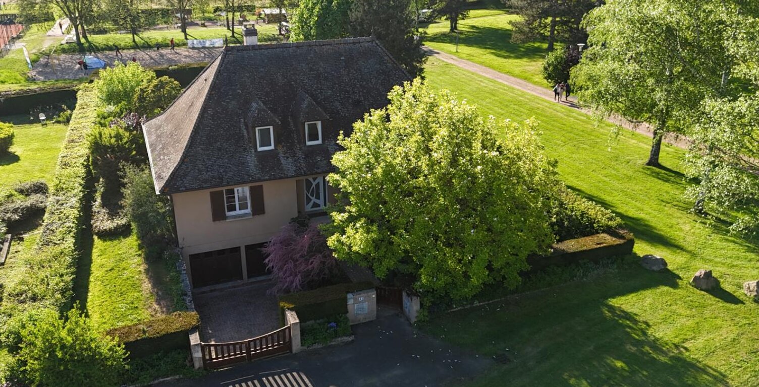 Maison contemporaine dans un site privilégié avec vue dégagée — photo 1