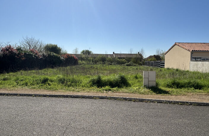 TERRAIN A BATIR - CHATEAU LARCHER - 878 M2 - VIABILISE — photo 2