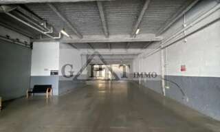 Local industriel  450 m² à louer à Saint-Maur-des-Fossés (94100)