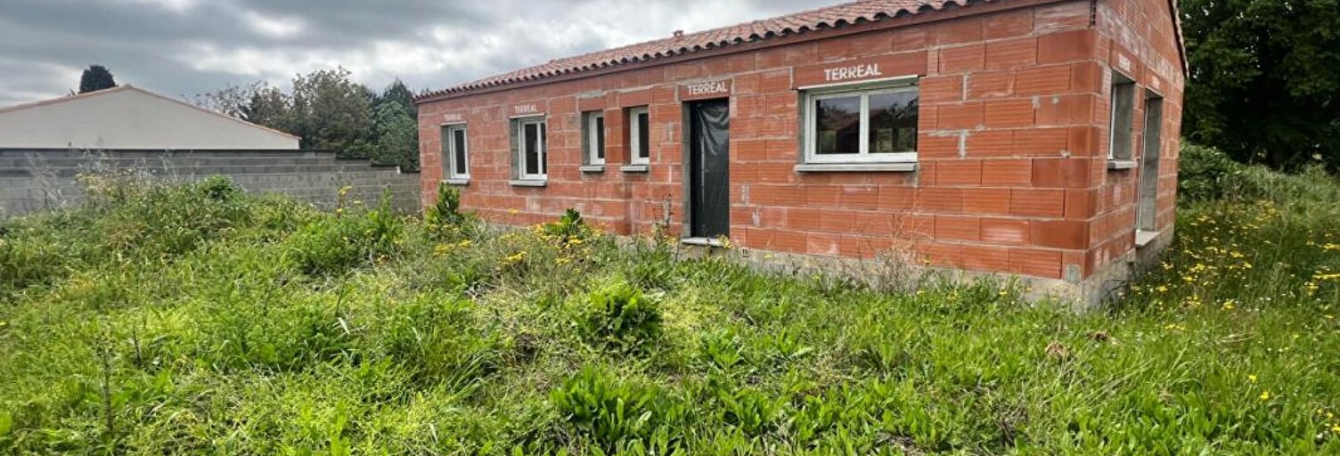 Maison 1 Pièce 104 m² à vendre à La Cassaigne (11270)