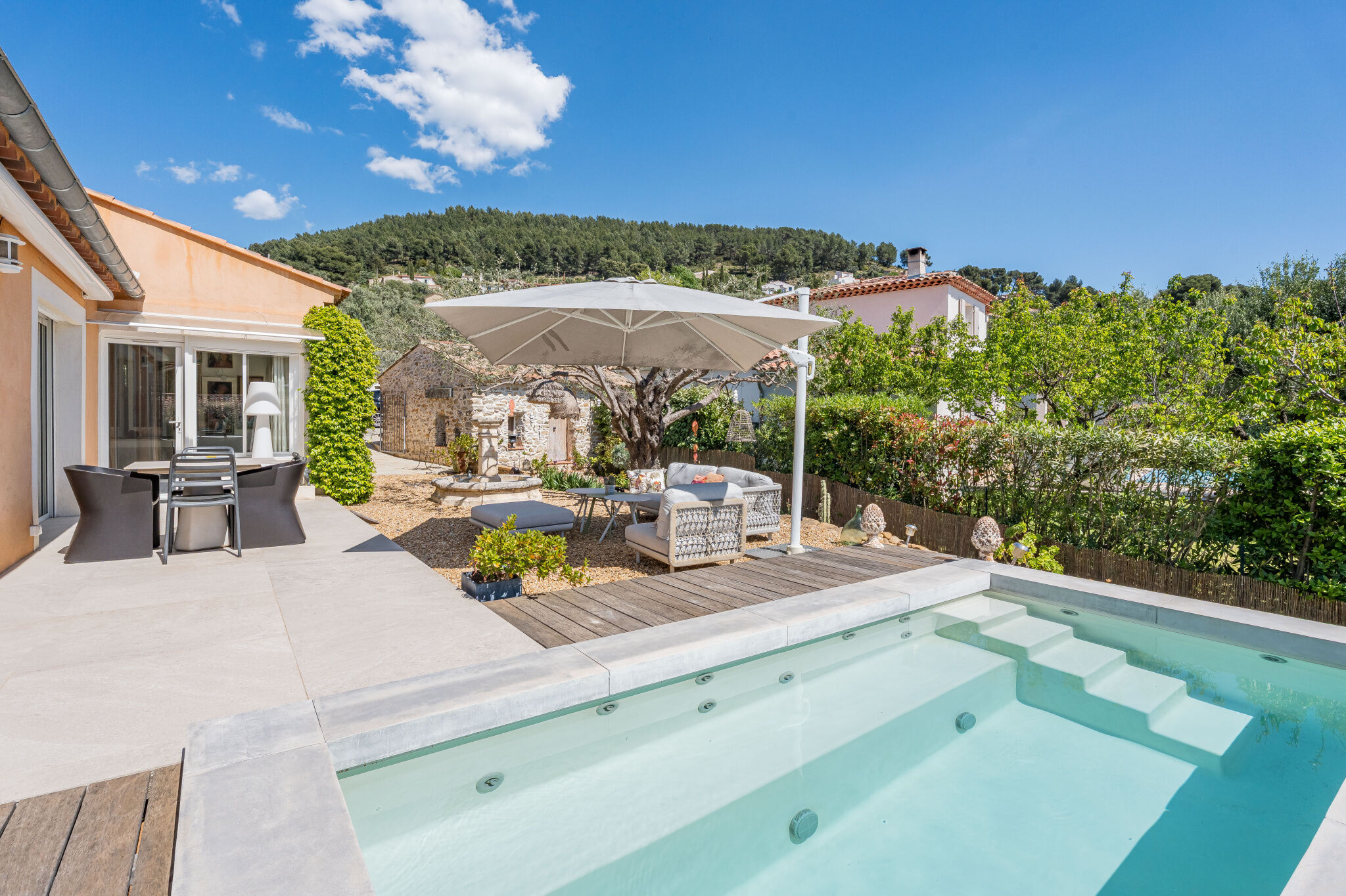 Villa / Maison 5 pièces  à vendre La Ciotat 13600