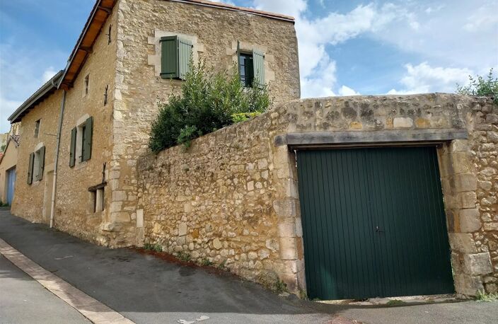 Maison avec jardin et cour à vendre à Chauvigny, Vienne 86 — photo 3