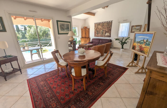 CASTELNAU-LE-LEZ - Villa T5 sur une parcelle de 660 m2 avec — photo 4