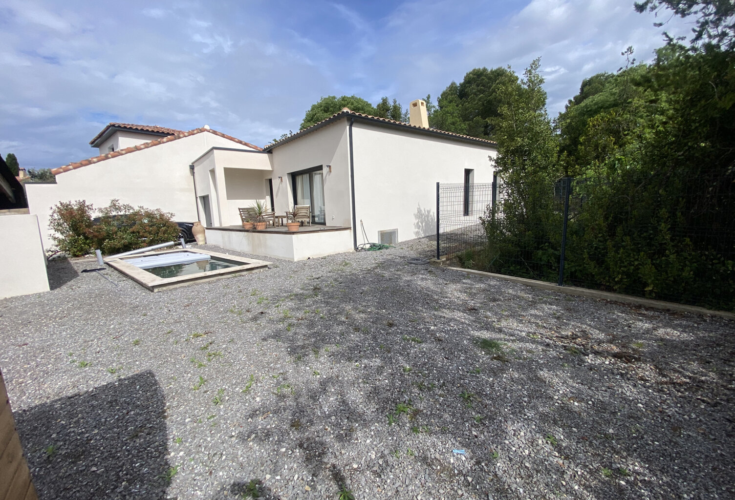 AUJARGUES // VILLA T4 de 95m2 environ sur une parcelle de 43 — photo 1