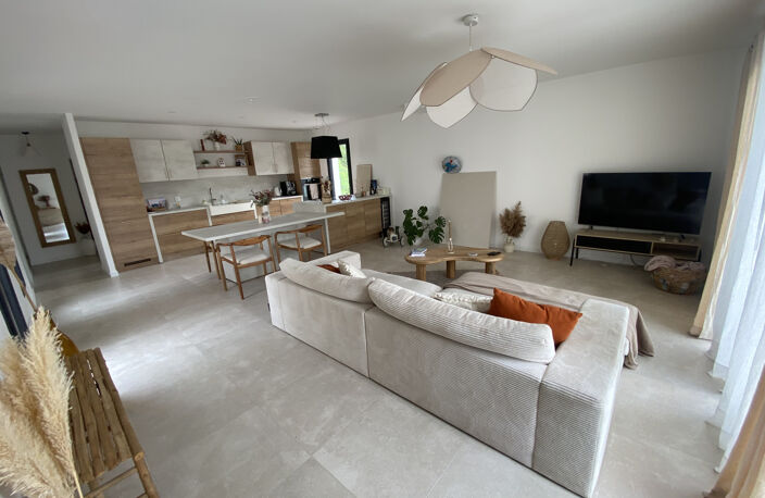 AUJARGUES // VILLA T4 de 95m2 environ sur une parcelle de 43 — photo 3