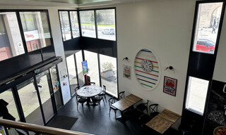 Commerce  187 m² à louer à Avignon (84000)