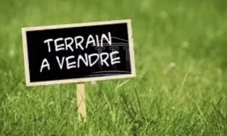 Terrain  1577 m² à vendre à Sorgues (84700)