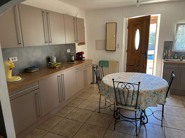 À VENDRE   Charmante maison de village rénovée de 115 m2 ave — photo du bien