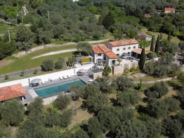 Bastide d'exception avec vue - Tourrettes — photo du bien