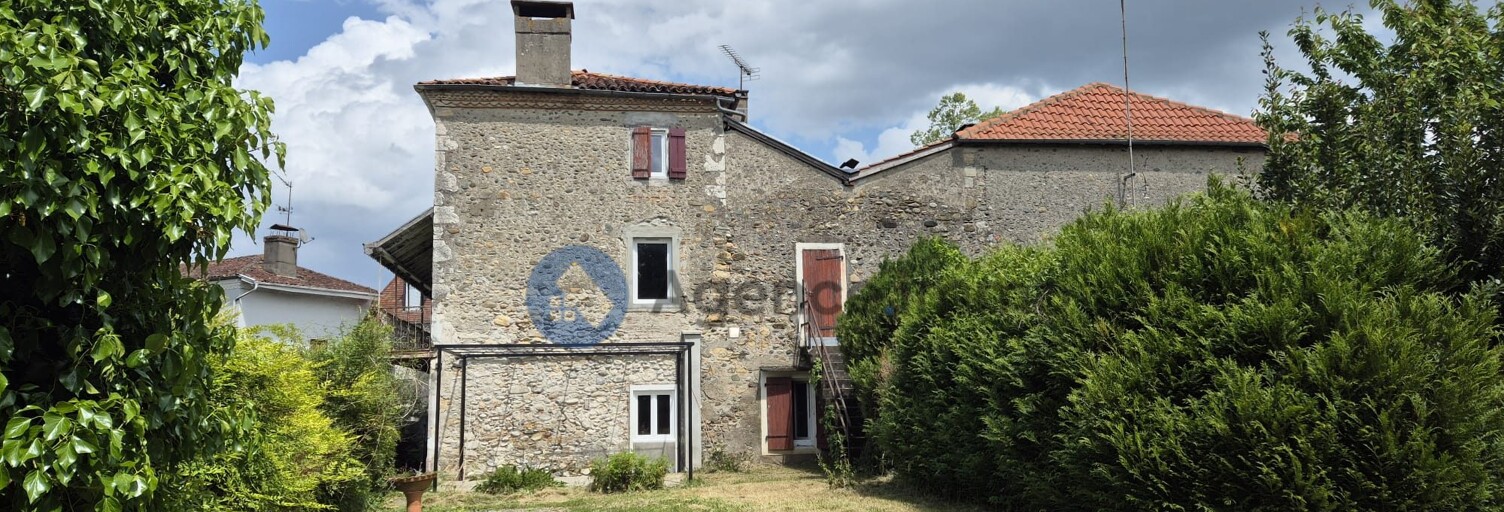 Maison 5 Pièces 131 m² à vendre à Escos (64270)