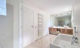 Maison 8 Pièces 222 m² à vendre à Le Bar-sur-Loup (06620)