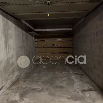 Garage  29000 €
