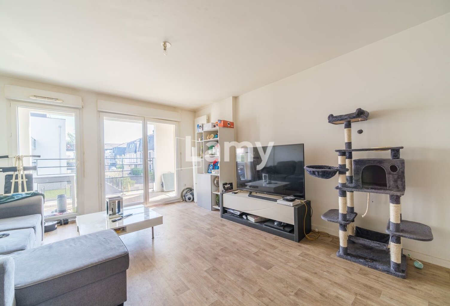 Idéal investisseur : F2 loué résidence moderne à S — photo 1