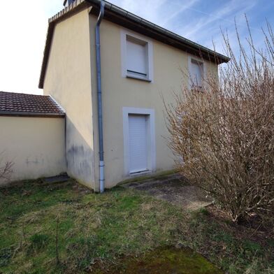 Maison 4 pièces 73910 €