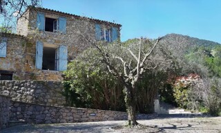 Maison 5 Pièces 66 m² à vendre à Pierrefeu (06910)