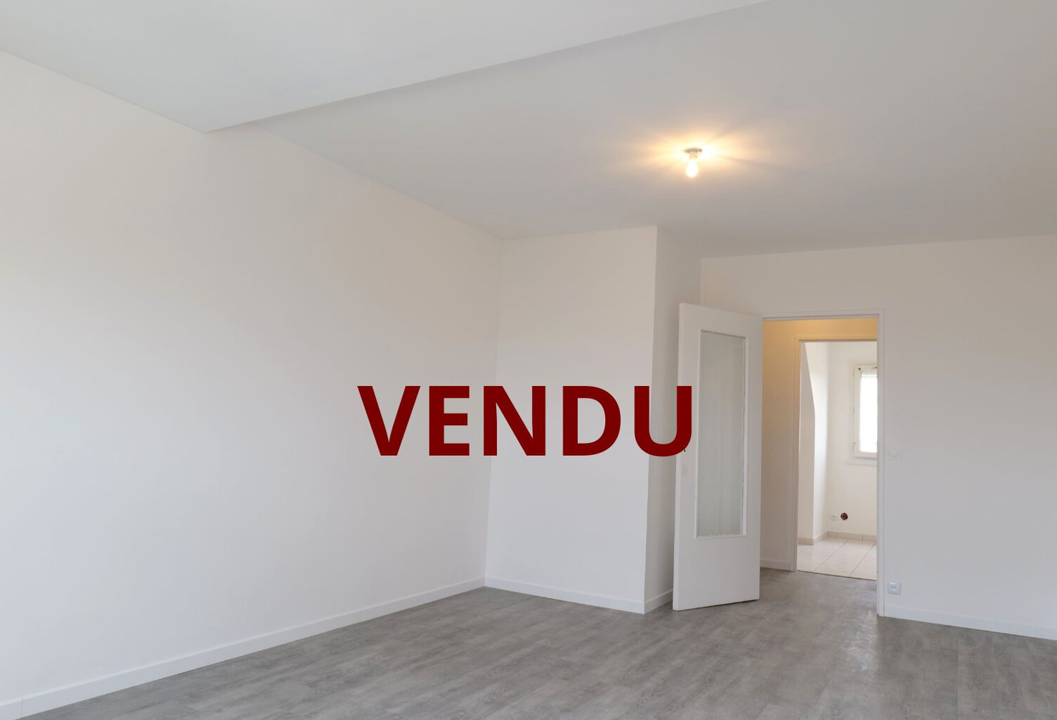 CORMELLES LE ROYAL APPARTEMENT A VENDRE DEUX PIECES PRINCIPA — photo 1