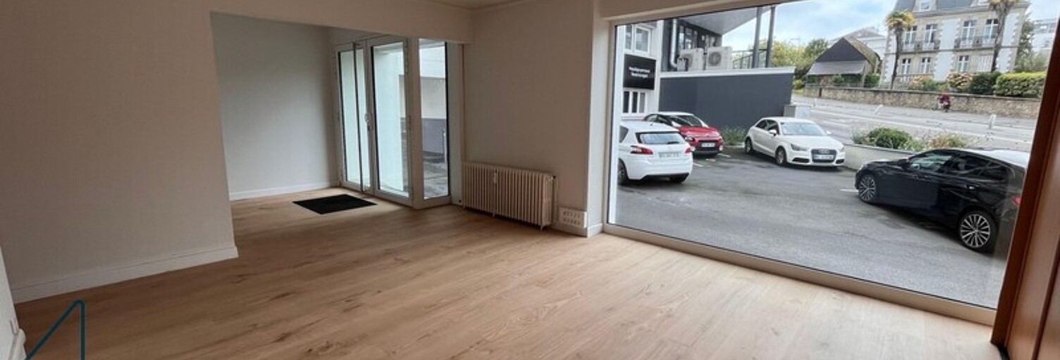 Bureau  60 m² à louer à Vannes (56000)