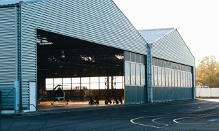 Commerce  600 m² à louer à Saint-Nolff (56250)