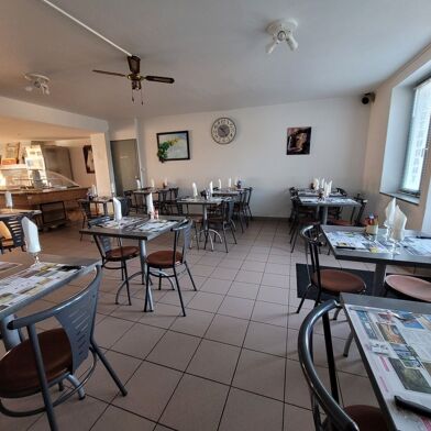 Commerce  129900 €